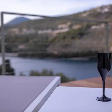 Anthelia-idyllic View And Private Access To The Sea Βίλα