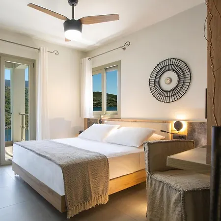 Βίλα Anthelia-idyllic View And Private Access To The Sea